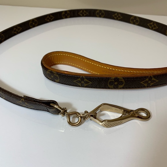 Louis Vuitton Leash - Picture 2 of 8